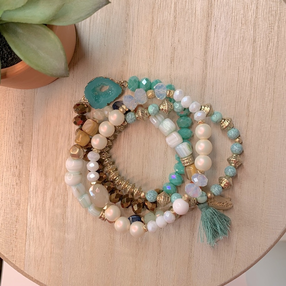 Plunder Tide Pool Bracelet set.
